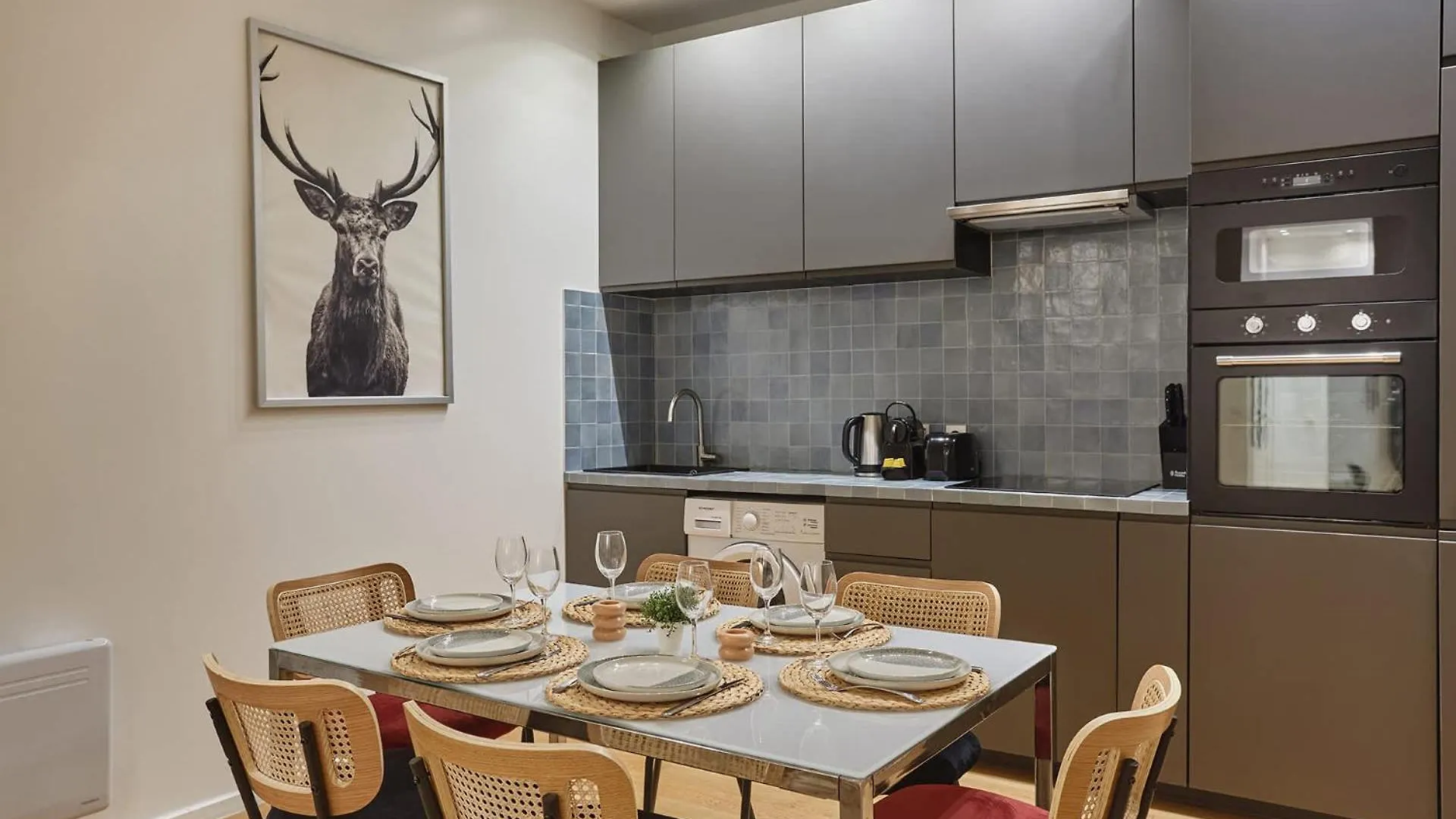 New Apartment 2 Bedrooms Center Of Paris By Studio Prestige
