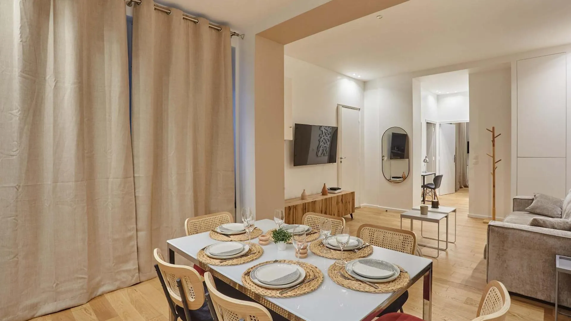 New Apartment 2 Bedrooms Center Of Paris By Studio Prestige