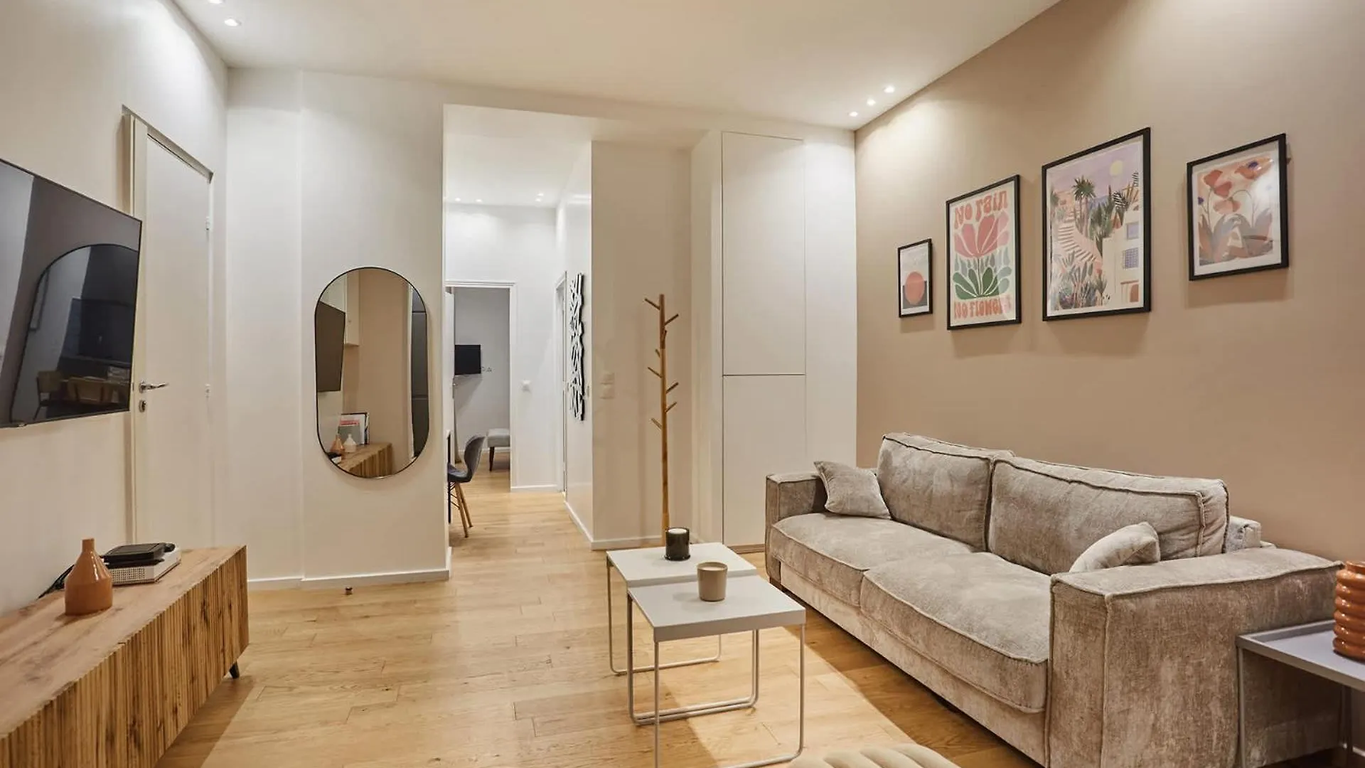 New Apartment 2 Bedrooms Center Of Paris By Studio Prestige