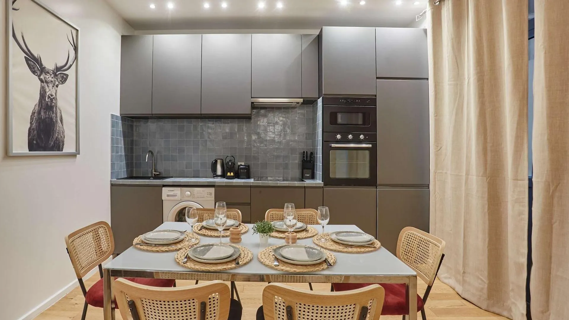 New Apartment 2 Bedrooms Center Of Paris By Studio Prestige